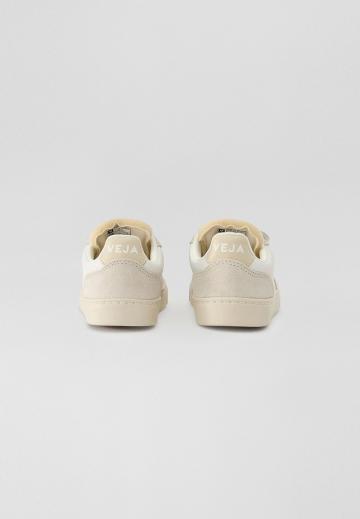 Детская обувь