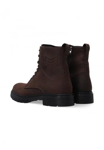 Ботинки на шнуровке