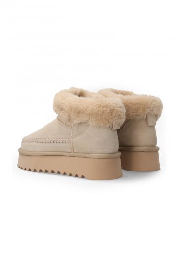 Зимние ботинки