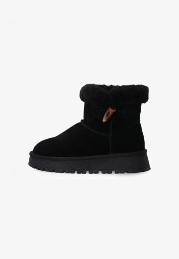 Зимние ботинки