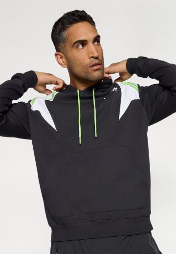 Спортивная кофта