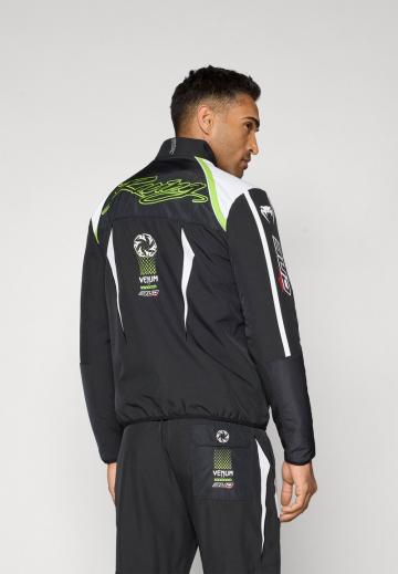 Спортивная куртка