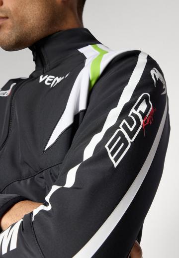 Спортивная куртка