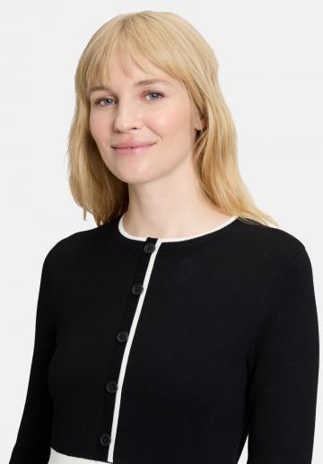 Вязаное платье