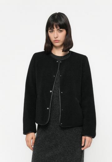 Флисовая куртка