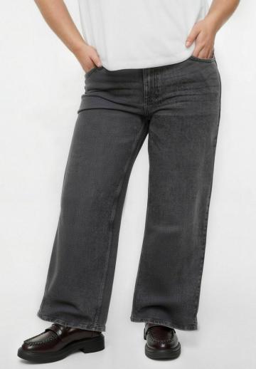 Свободные джинсы