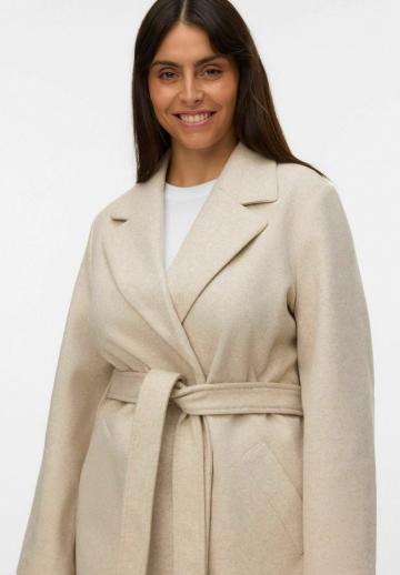 Шерстяное пальто