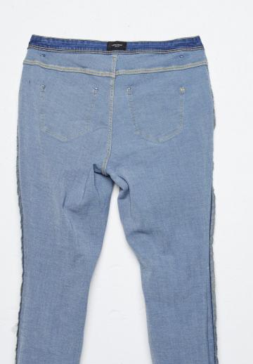 Короткие джинсы