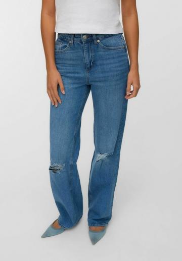 Свободные джинсы