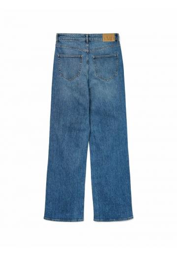 Свободные джинсы