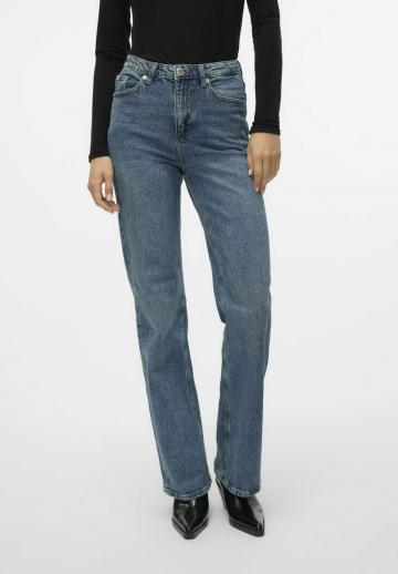 Джинсы