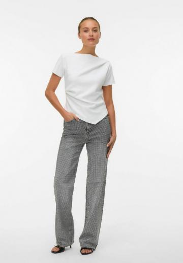 Прямые джинсы