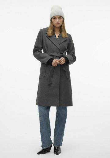 Шерстяное пальто