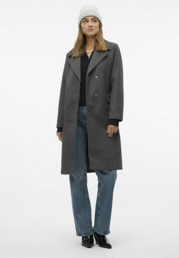 Шерстяное пальто