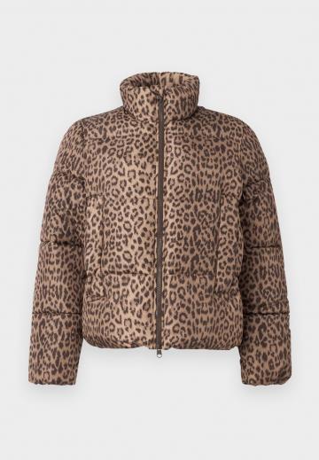 Зимняя куртка