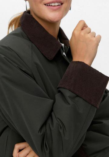 Шерстяное пальто