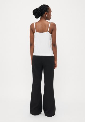 Топ на бретельках