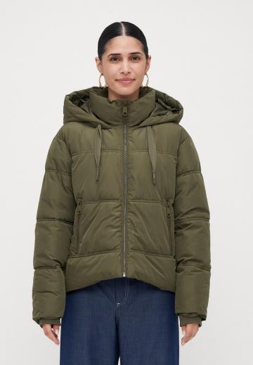 Зимняя куртка