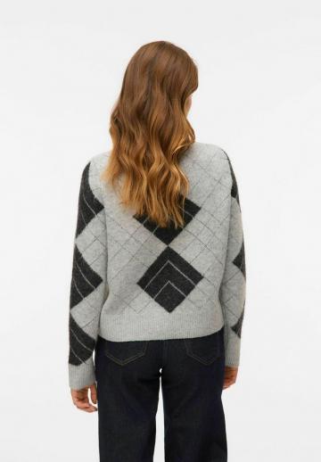 Жаккардовая вязаная кофта