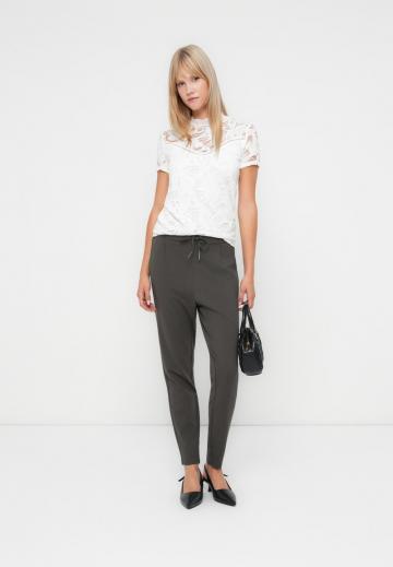 Узкие брюки