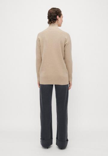 Длинный пуловер