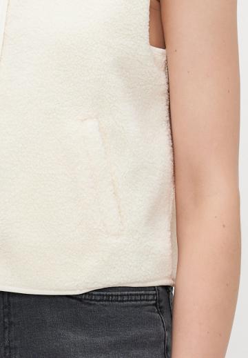 Пуховой жилет