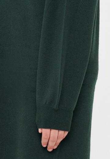 Вязаное платье