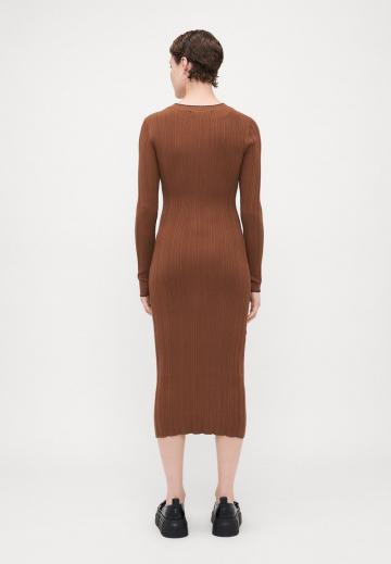 Платье футляр