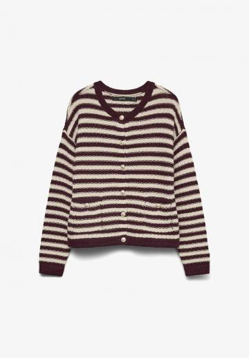 Вязаная кофта