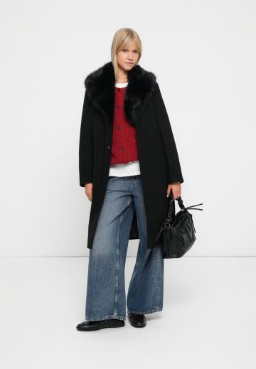 Шерстяное пальто