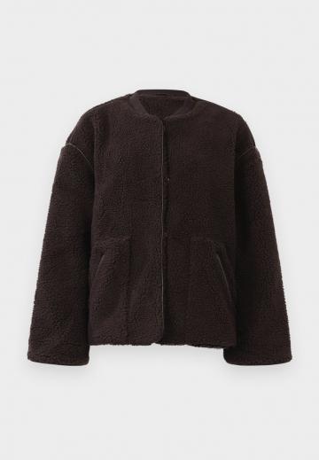 Флисовая куртка