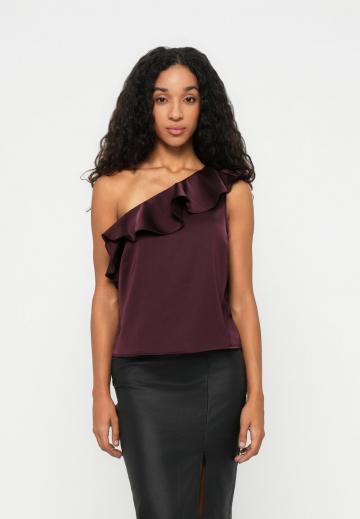 Топ на одно плечо