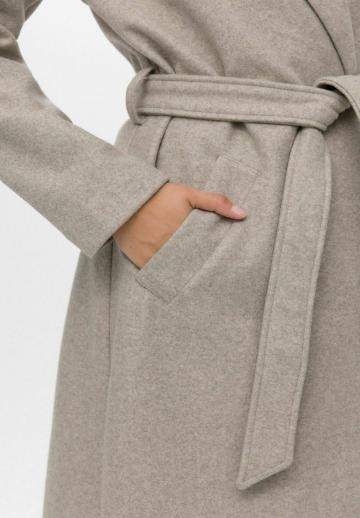 Шерстяное пальто