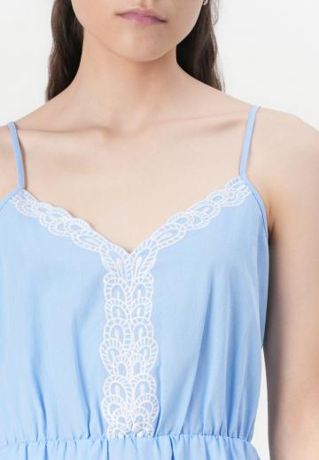 Короткое платье