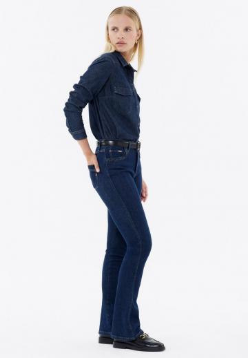 Клешеные брюки