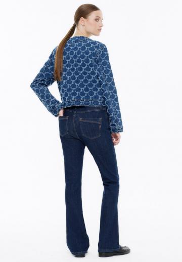 Джинсовая куртка