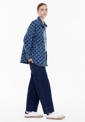 Джинсовая куртка