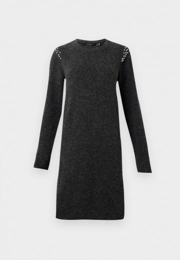 Вязаное платье