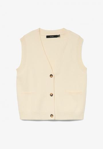 Вязаный жилет