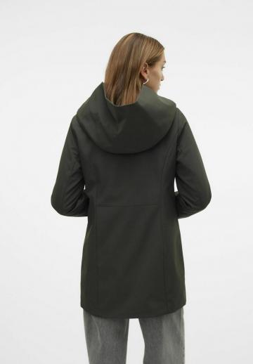 Короткое пальто