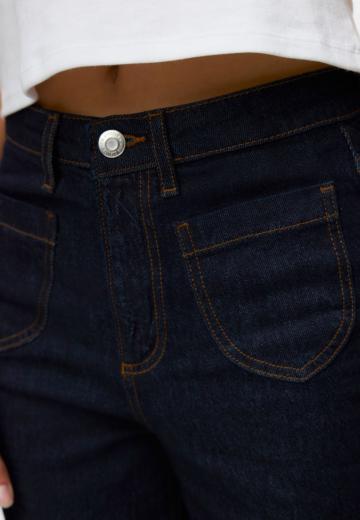 Прямые джинсы