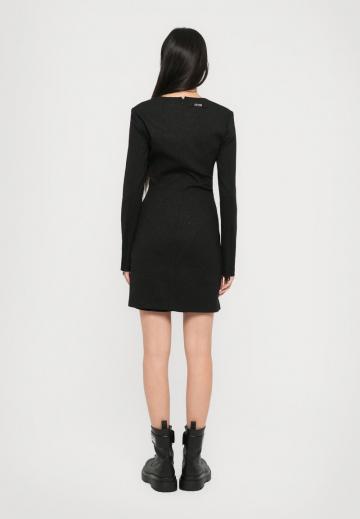 Короткое платье