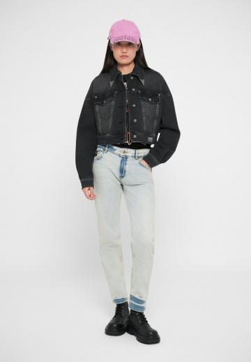 Джинсовая куртка