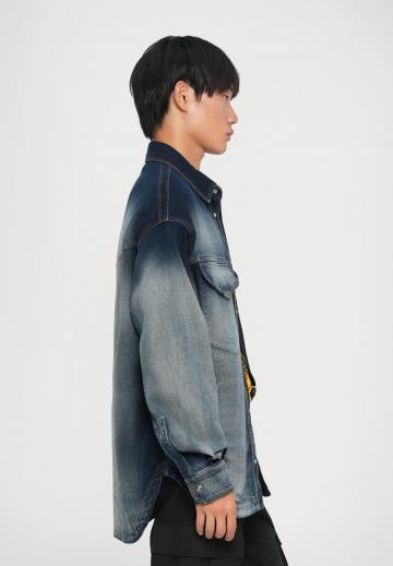 Джинсовая куртка