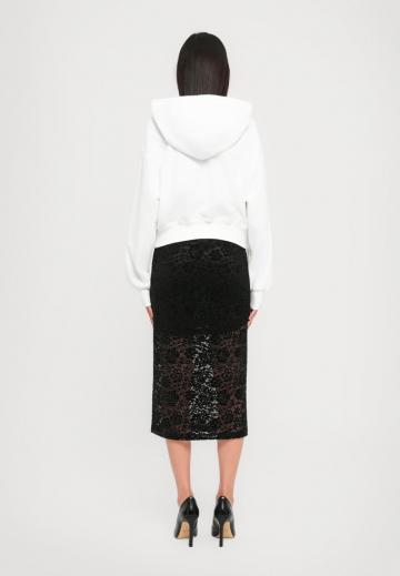 Пуловер с капюшоном