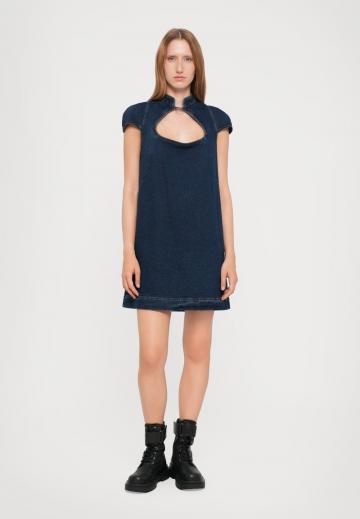 Джинсовое платье