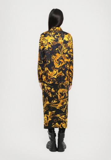 Атласная блузка