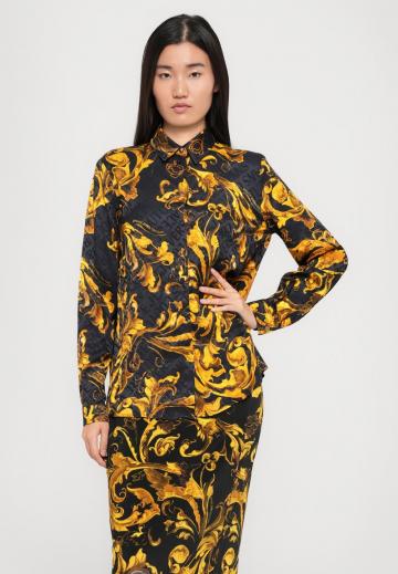 Атласная блузка