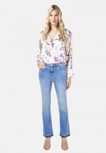 Клешеные брюки