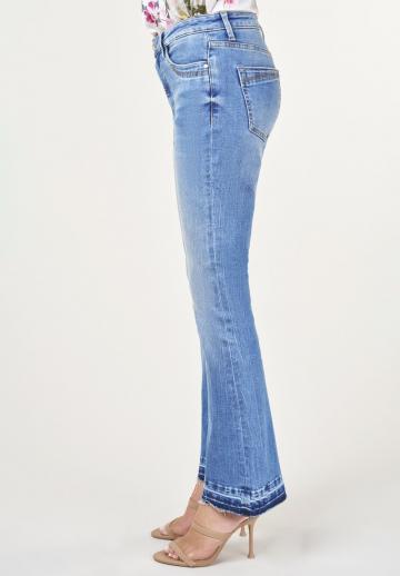 Клешеные брюки